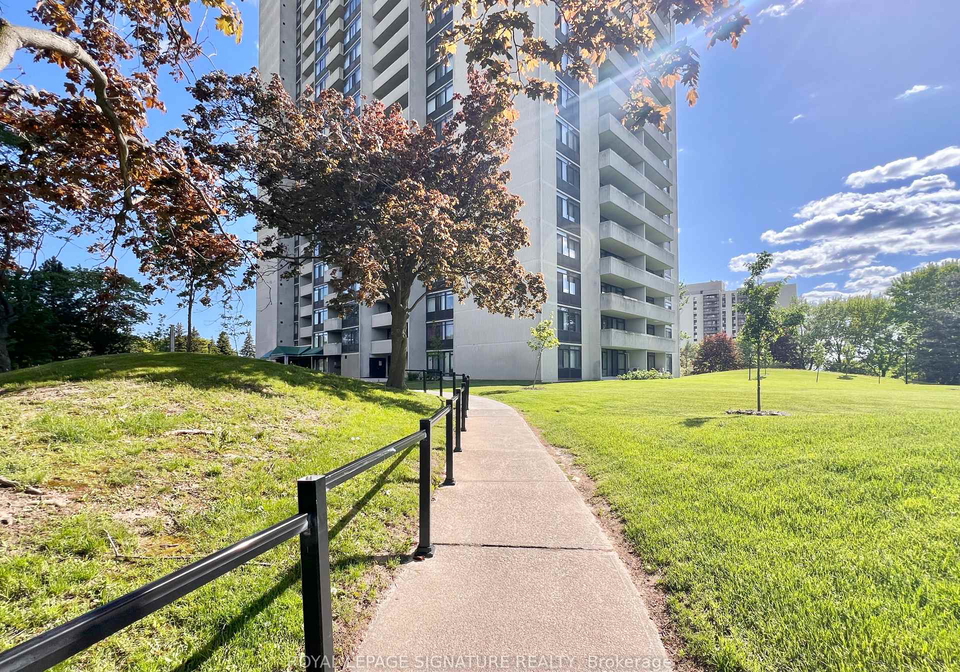 3300-don-mills-road-toronto-north-york-ontario-c13642372