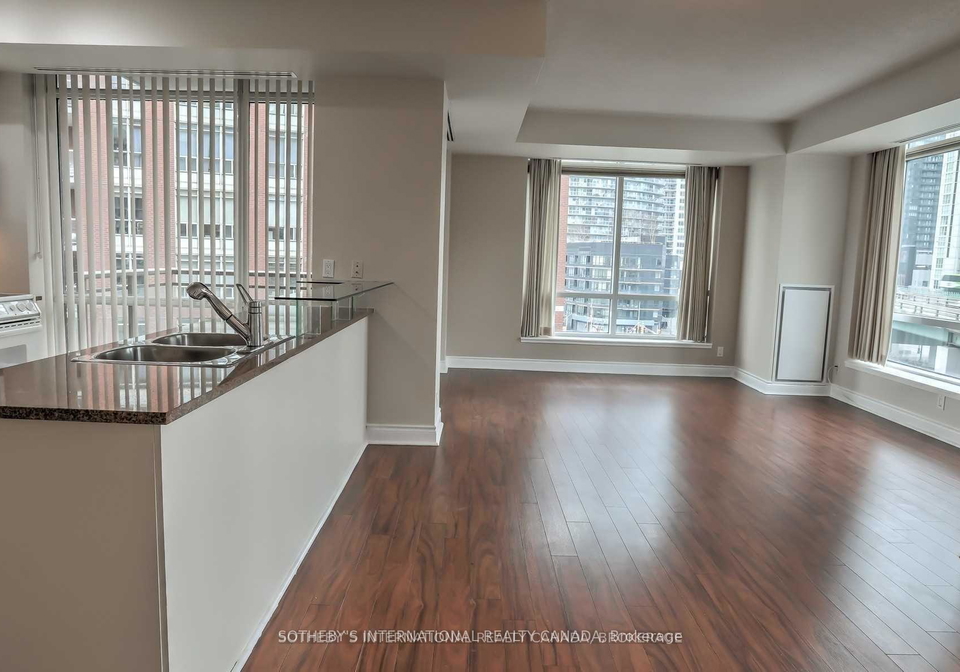 500-queens-quay-w-toronto-toronto-ontario-c13642468