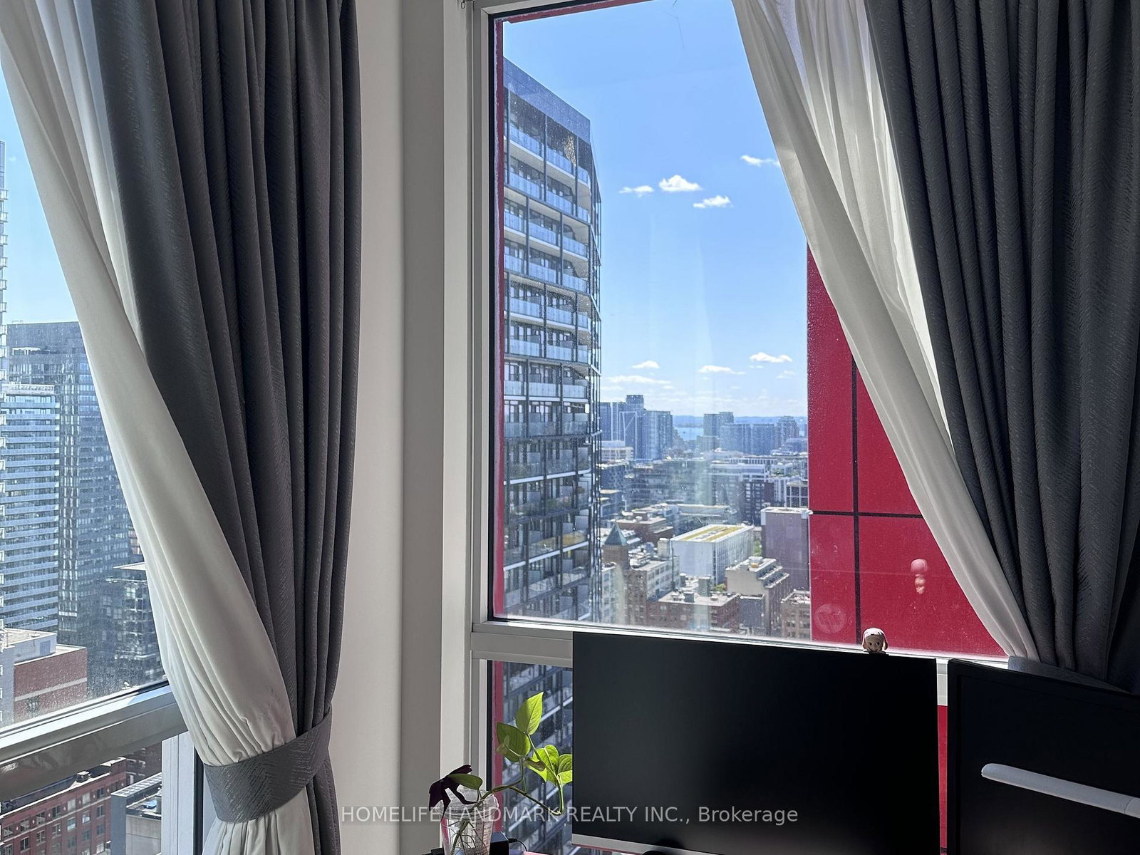 318-richmond-street-w-toronto-toronto-ontario-c13642682
