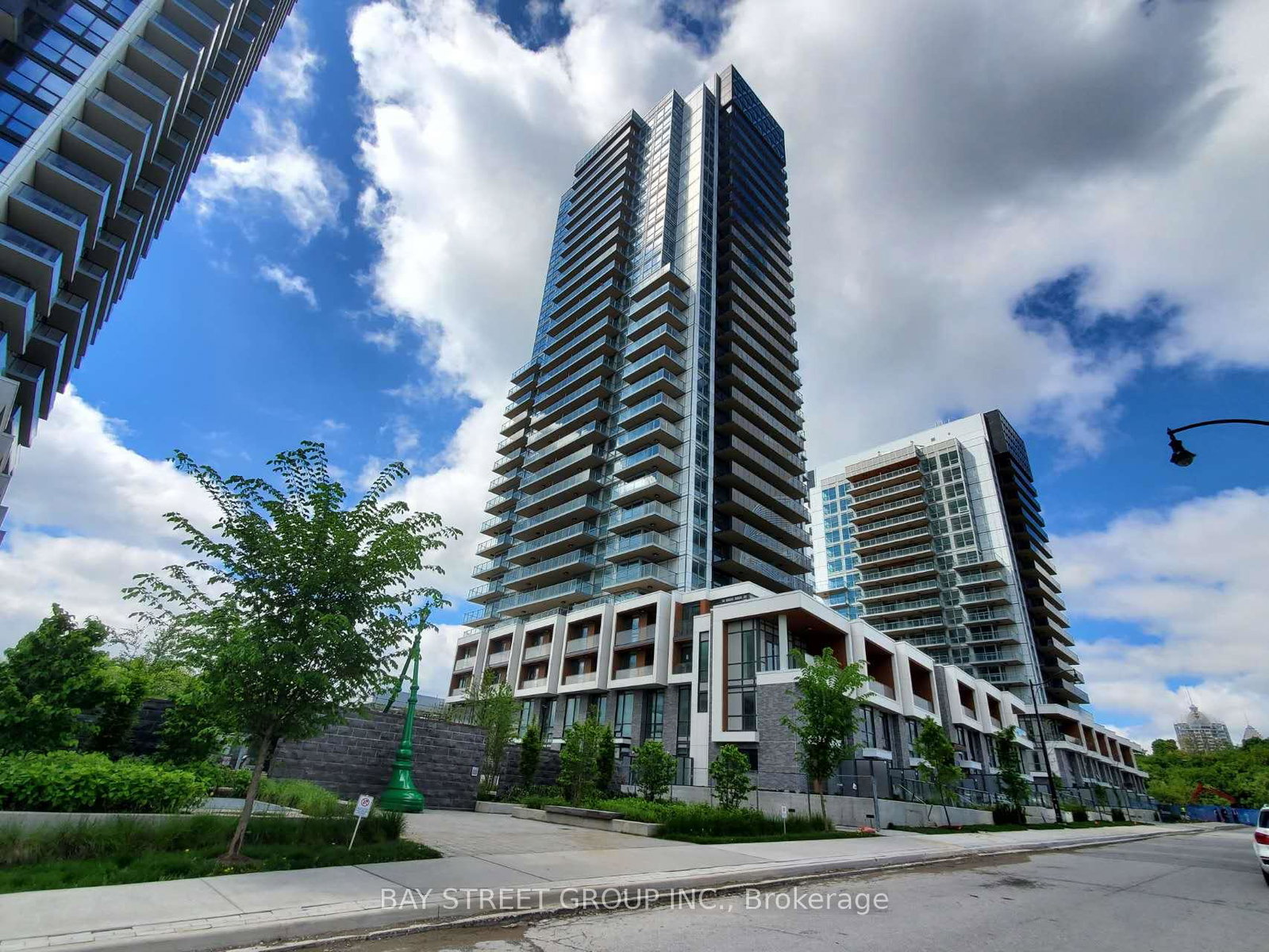 27-mcmahon-drive-toronto-north-york-ontario-c13642868
