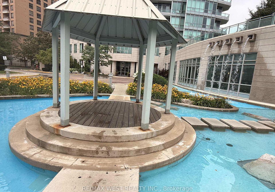 60-byng-avenue-toronto-north-york-ontario-c13642994