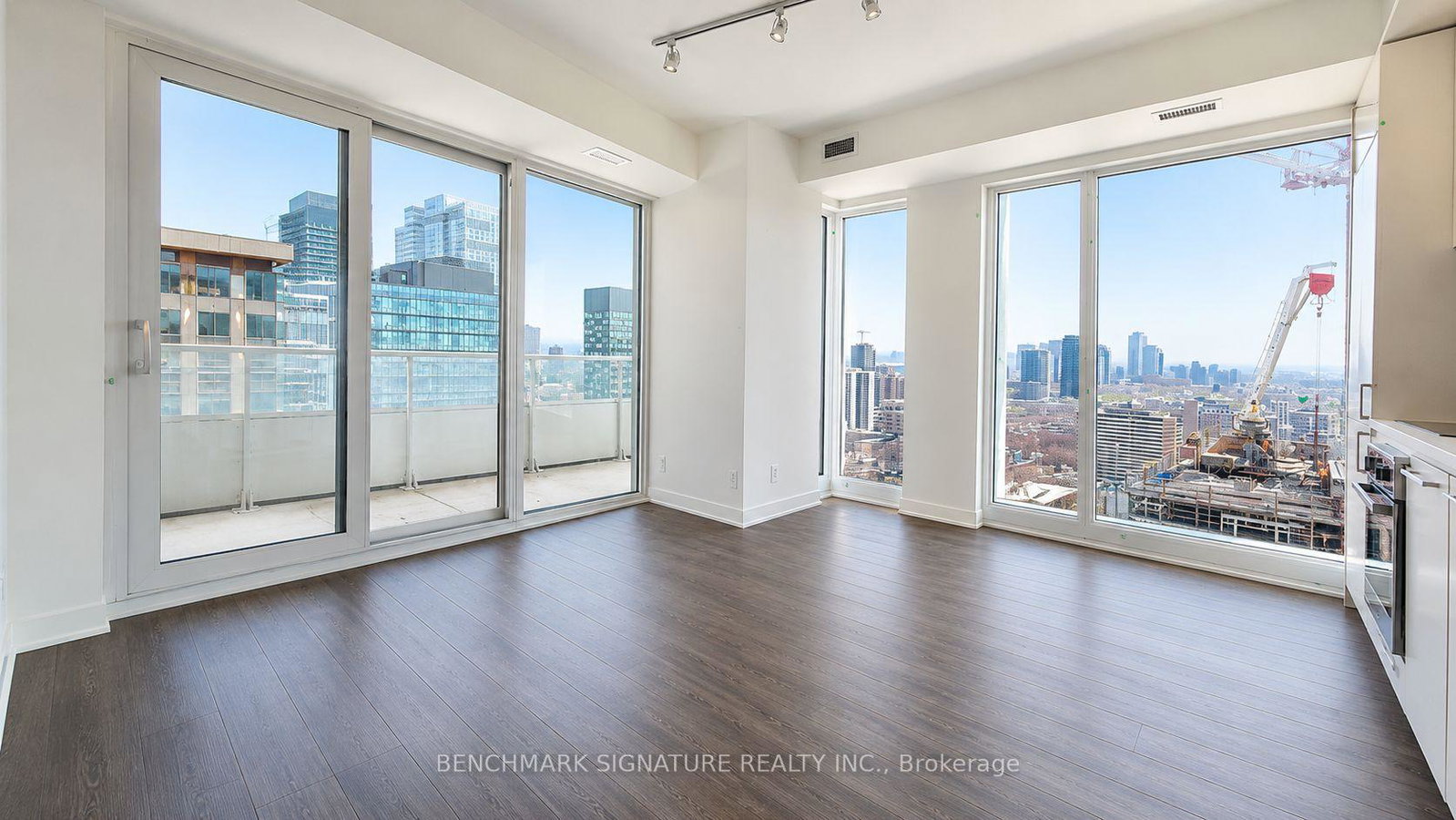 88-queen-street-e-toronto-toronto-ontario-c13643020