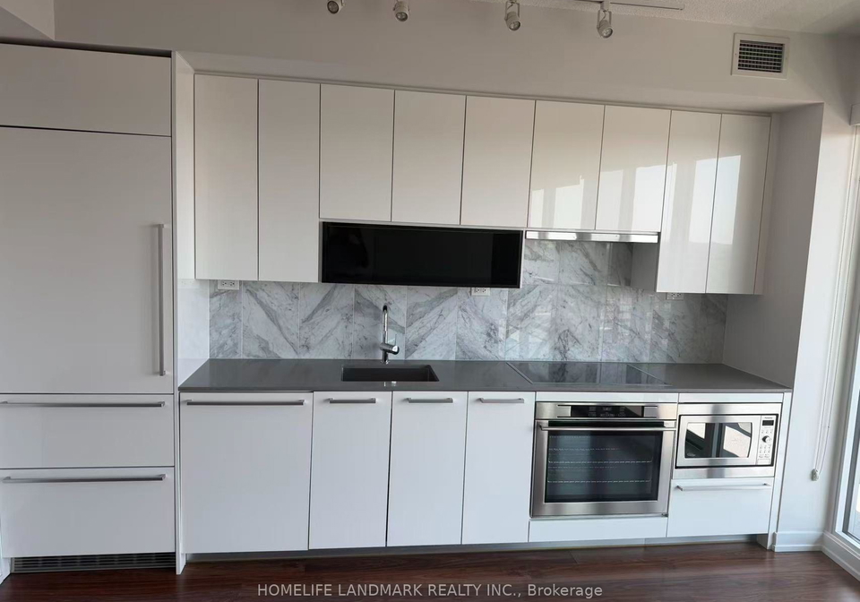 117-mcmahon-drive-toronto-north-york-ontario-c13643120