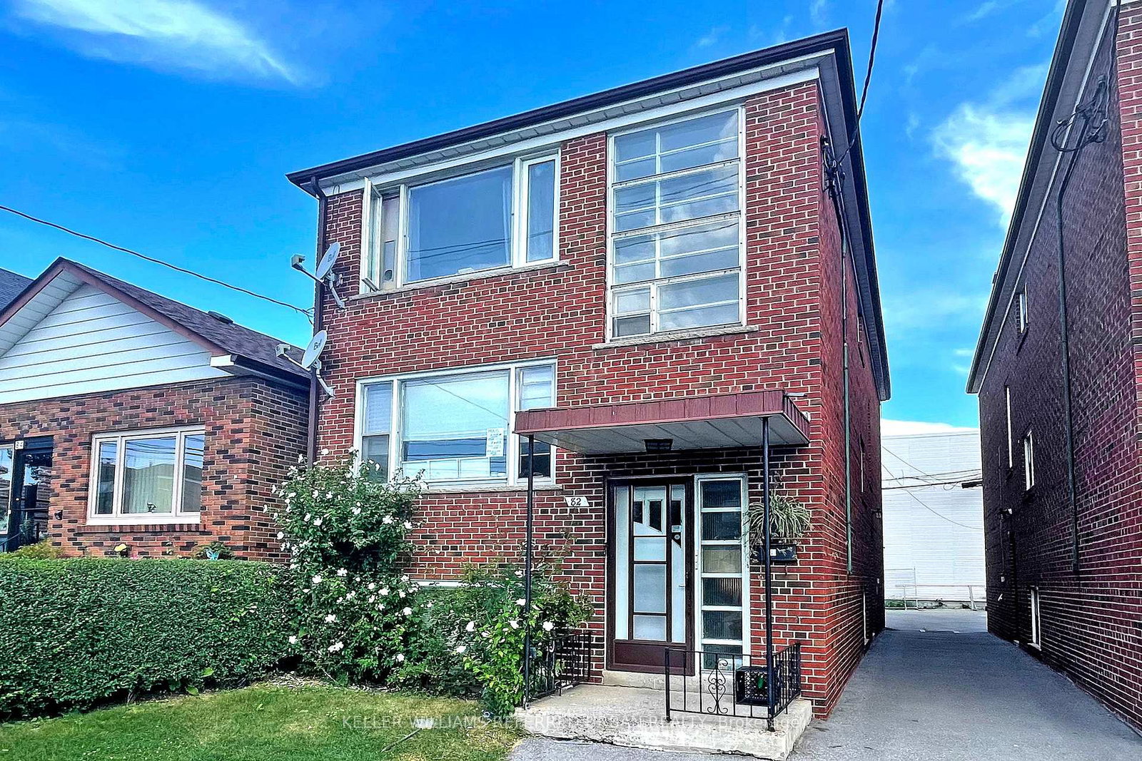 82-lanark-avenue-toronto-toronto-ontario-c13643144