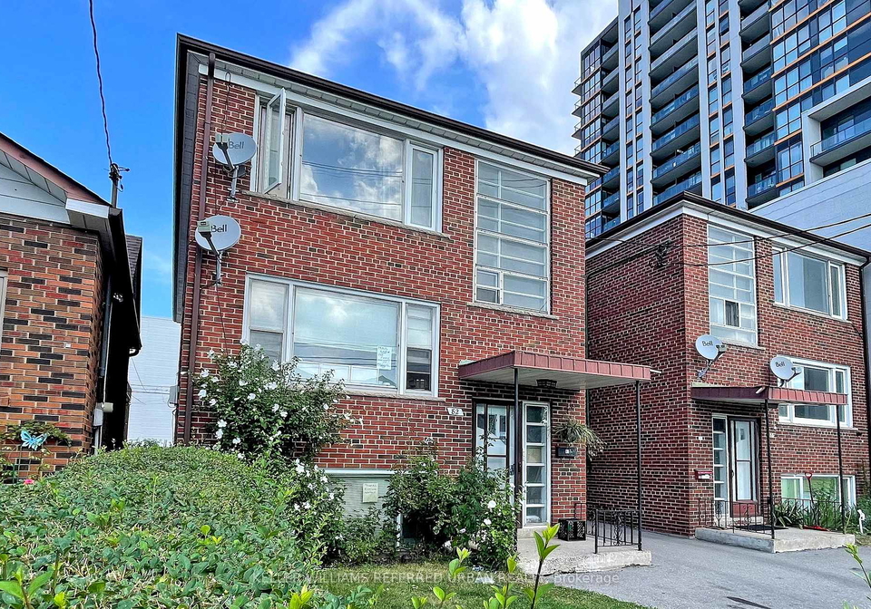 82-lanark-avenue-toronto-toronto-ontario-c13643144