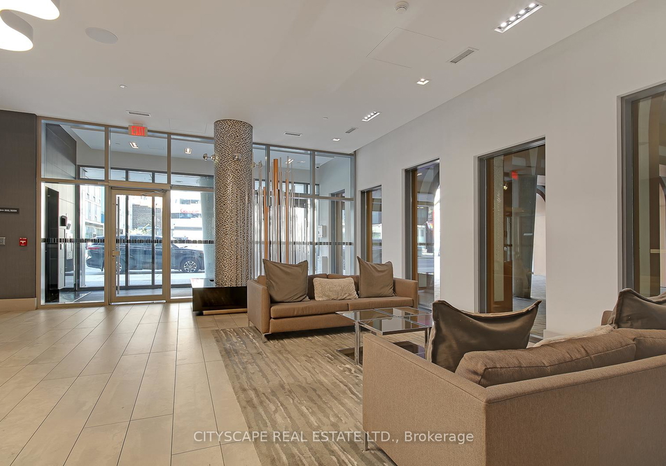 525-adelaide-street-w-toronto-toronto-ontario-c13643242