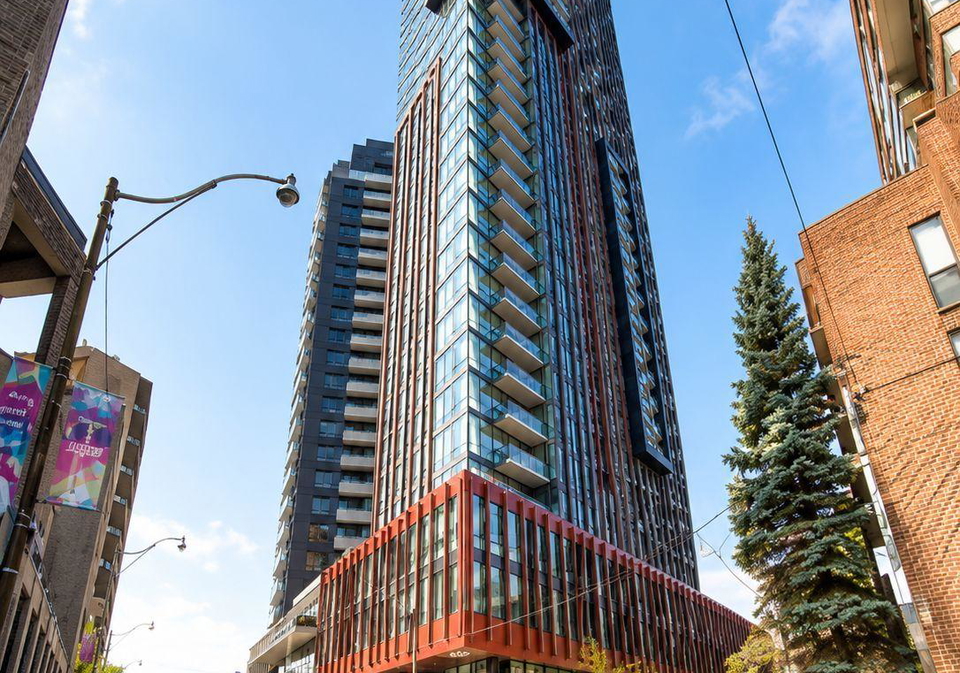 32-davenport-road-toronto-toronto-ontario-c13643268