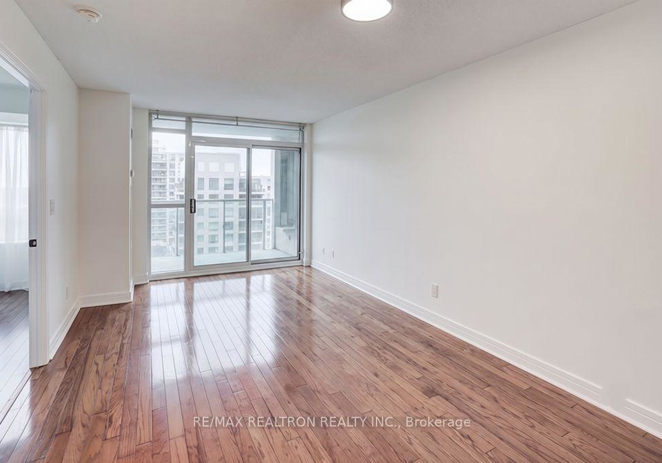 16-harrison-garden-boulevard-toronto-north-york-ontario-c13643404