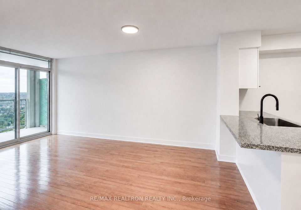 16-harrison-garden-boulevard-toronto-north-york-ontario-c13643404