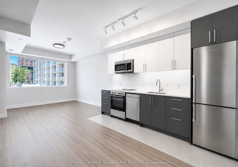 664-spadina-avenue-toronto-toronto-ontario-c13643518
