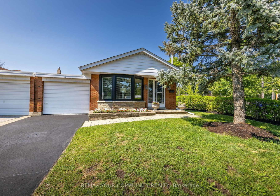 2-doonaree-drive-toronto-north-york-ontario-c13643704