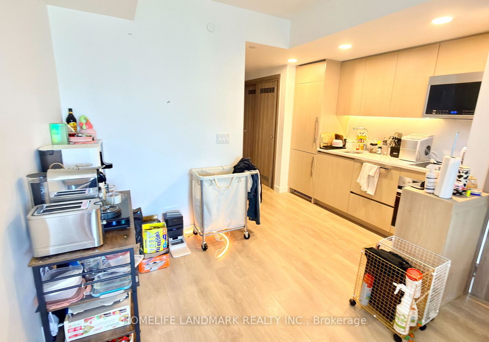 38-widmer-street-toronto-toronto-ontario-c13643748