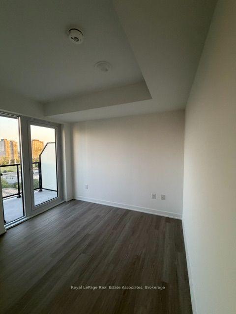 15-david-salomon-drive-toronto-east-york-ontario-c13643814