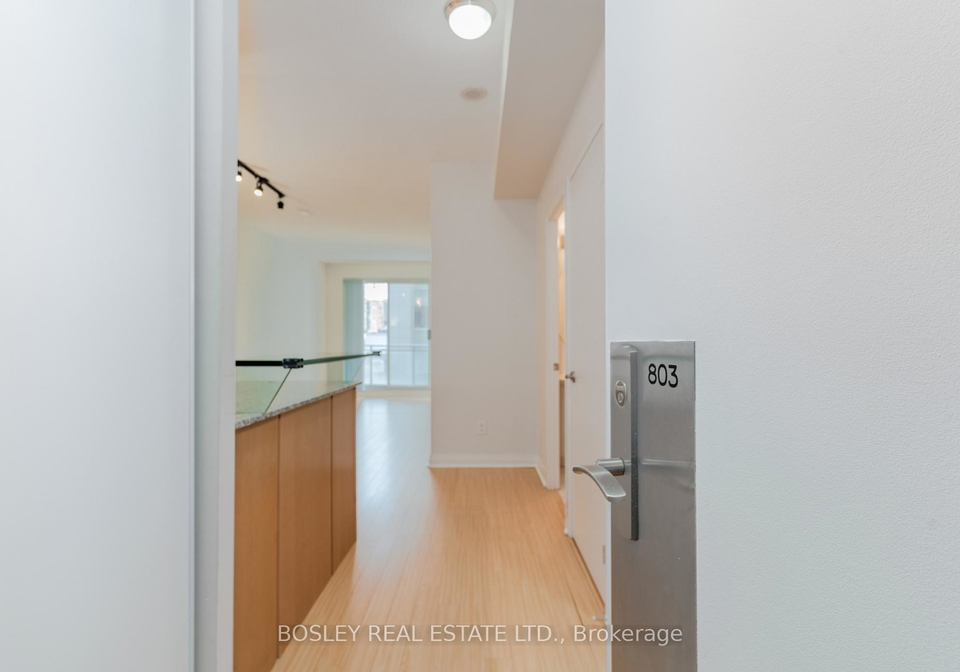 220-victoria-street-toronto-toronto-ontario-c13643830