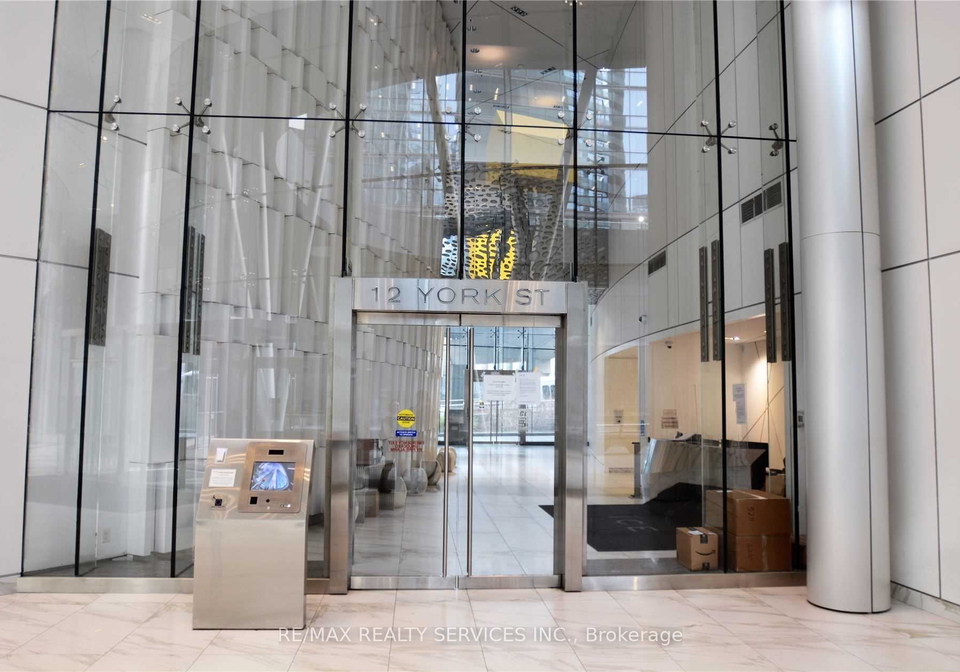12-york-street-toronto-toronto-ontario-c13643832