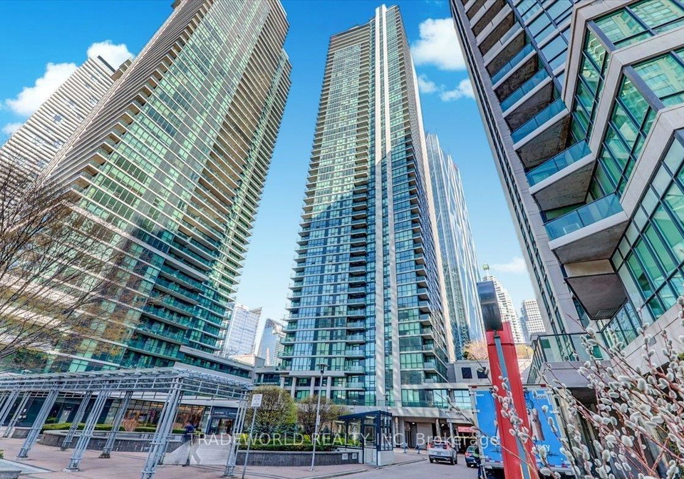 33-bay-street-toronto-toronto-ontario-c13644402