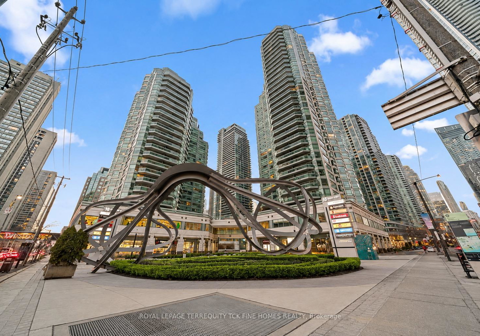 10-yonge-street-toronto-toronto-ontario-c13644422