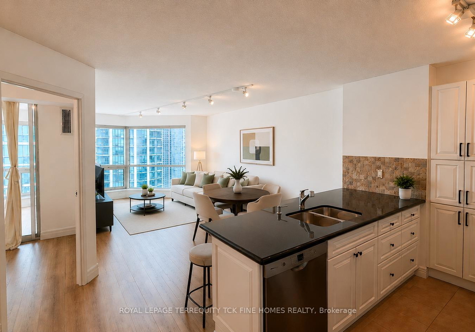 10-yonge-street-toronto-toronto-ontario-c13644422