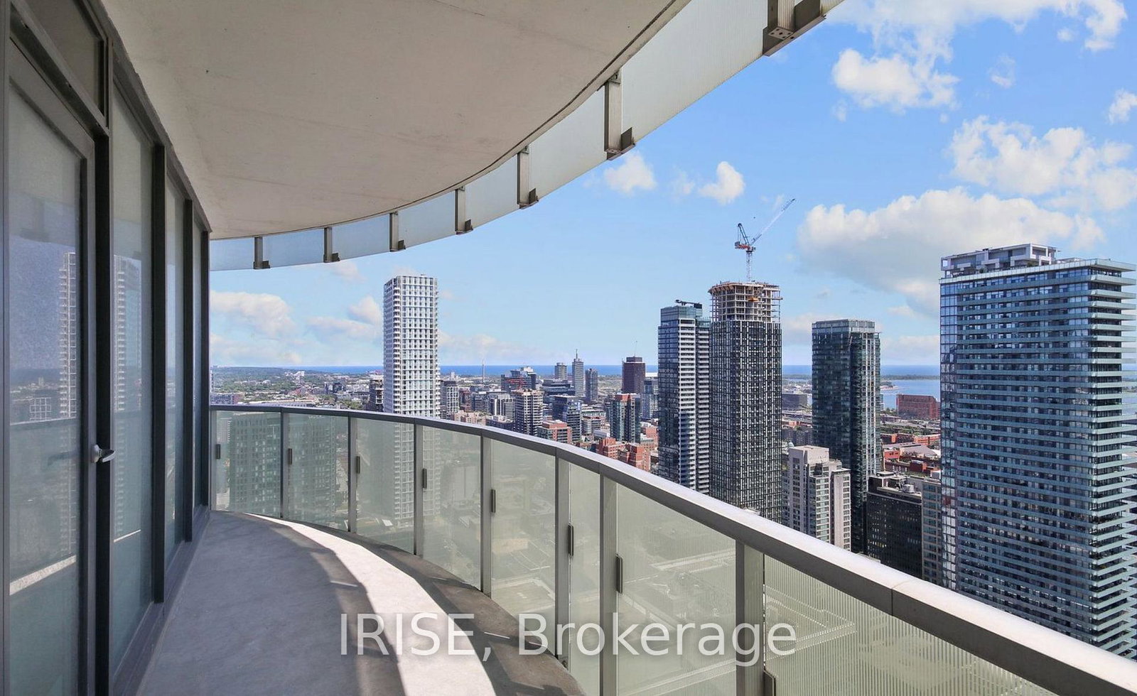 197-yonge-street-toronto-toronto-ontario-c13644490