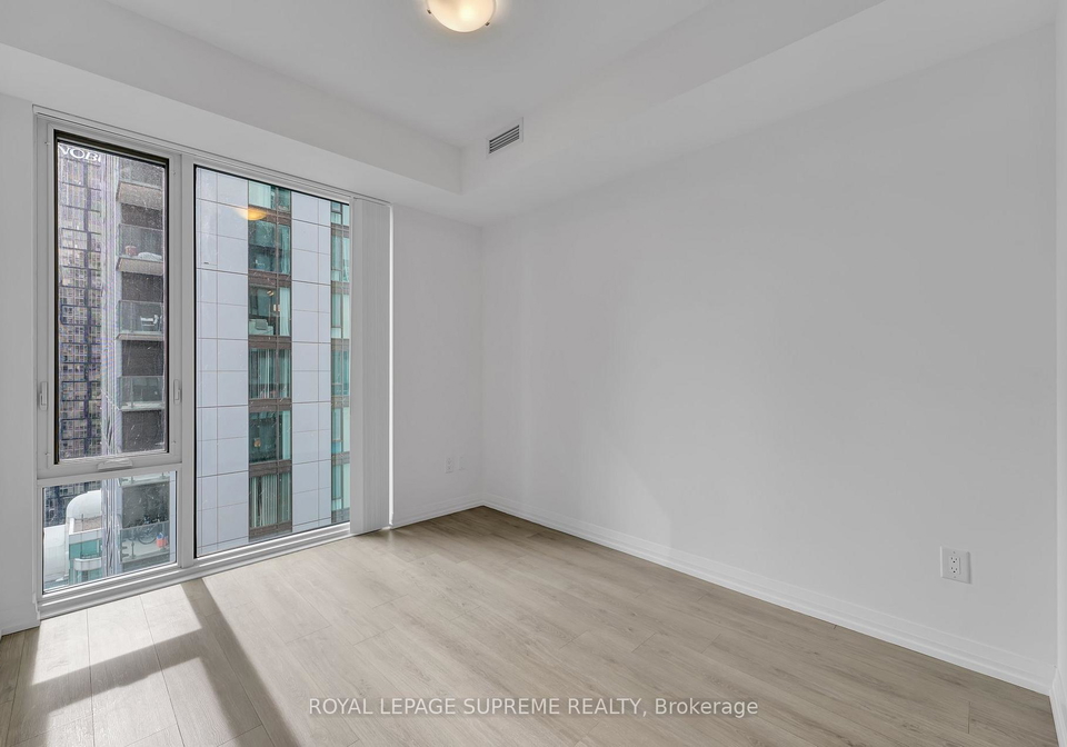 28-widmer-street-toronto-toronto-ontario-c13644712