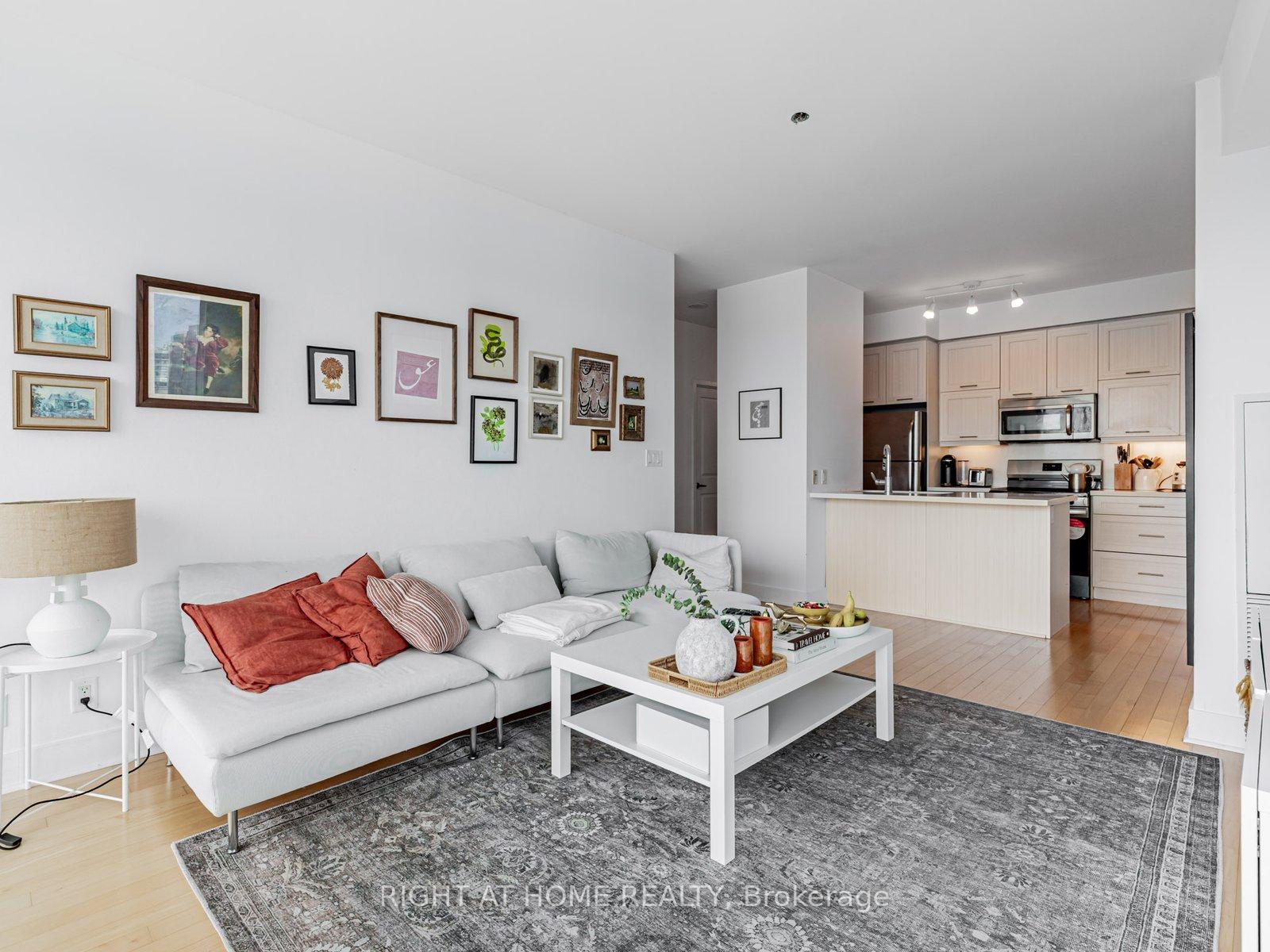 26-norton-avenue-toronto-north-york-ontario-c13644748