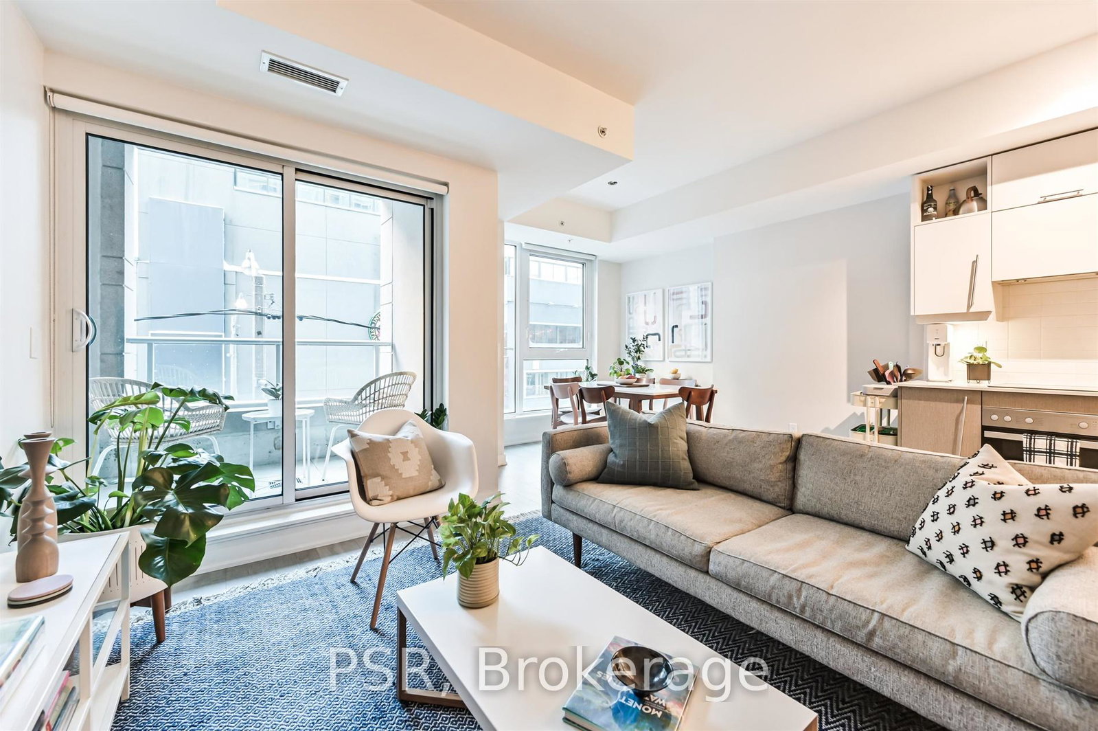 199-richmond-street-w-toronto-toronto-ontario-c13644900