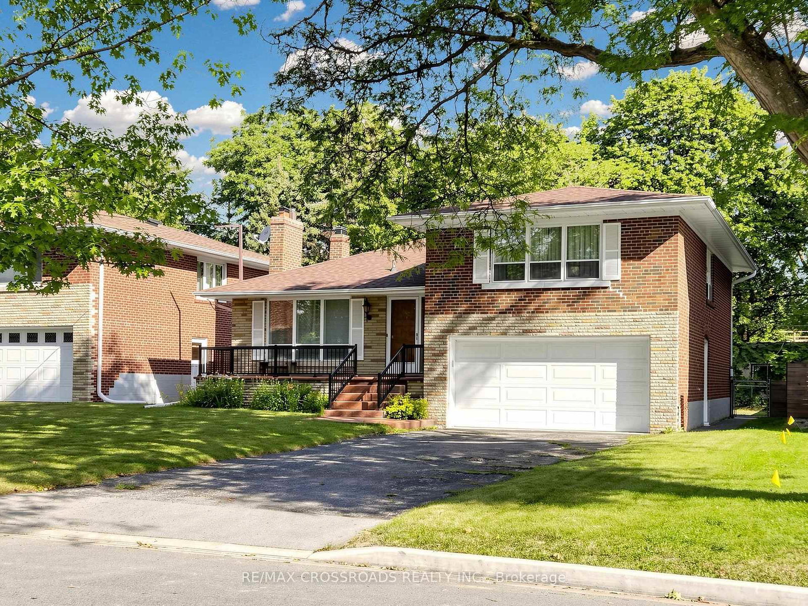 130-betty-ann-drive-toronto-toronto-ontario-c13644964