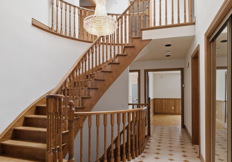 107-pemberton-avenue-toronto-north-york-ontario-c13644976