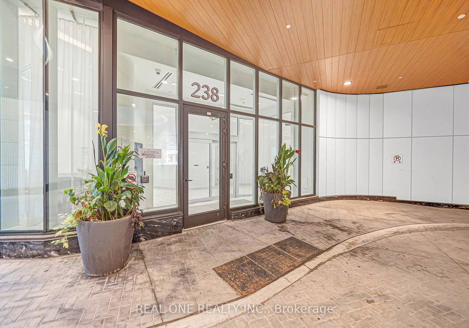 238-simcoe-street-toronto-toronto-ontario-c13645128