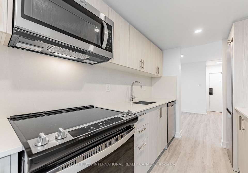 201-sherbourne-street-toronto-toronto-ontario-c13645304