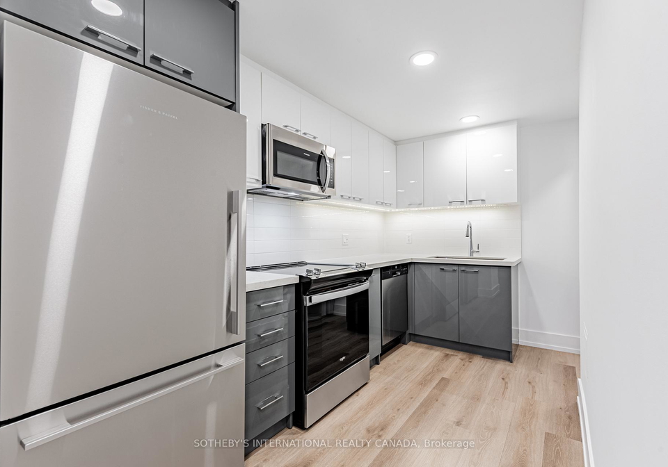 201-sherbourne-street-toronto-toronto-ontario-c13645334