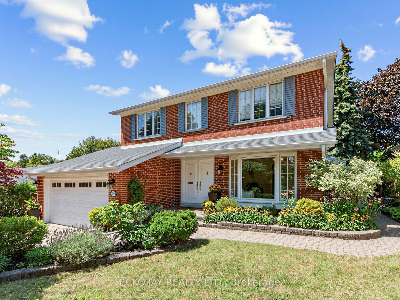 22-meadowglade-crescent-toronto-north-york-ontario-c13645640