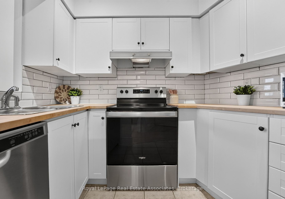 115-richmond-street-e-toronto-toronto-ontario-c13645826