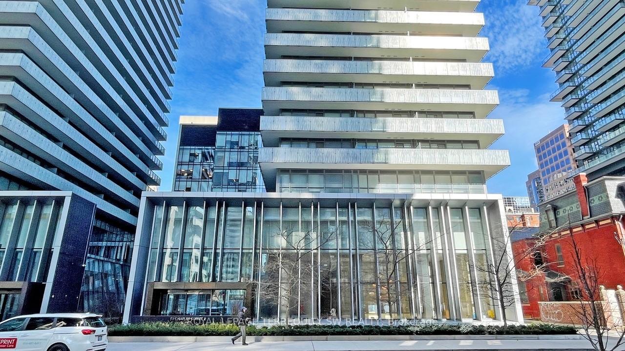 50-charles-street-e-toronto-toronto-ontario-c13646058