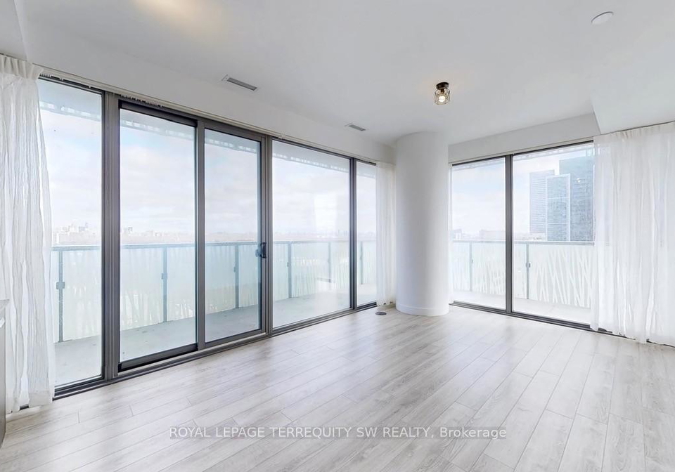 50-charles-street-e-toronto-toronto-ontario-c13646058