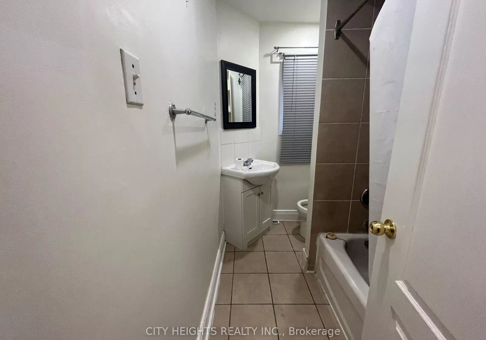 1113-davenport-road-toronto-toronto-ontario-c13646064
