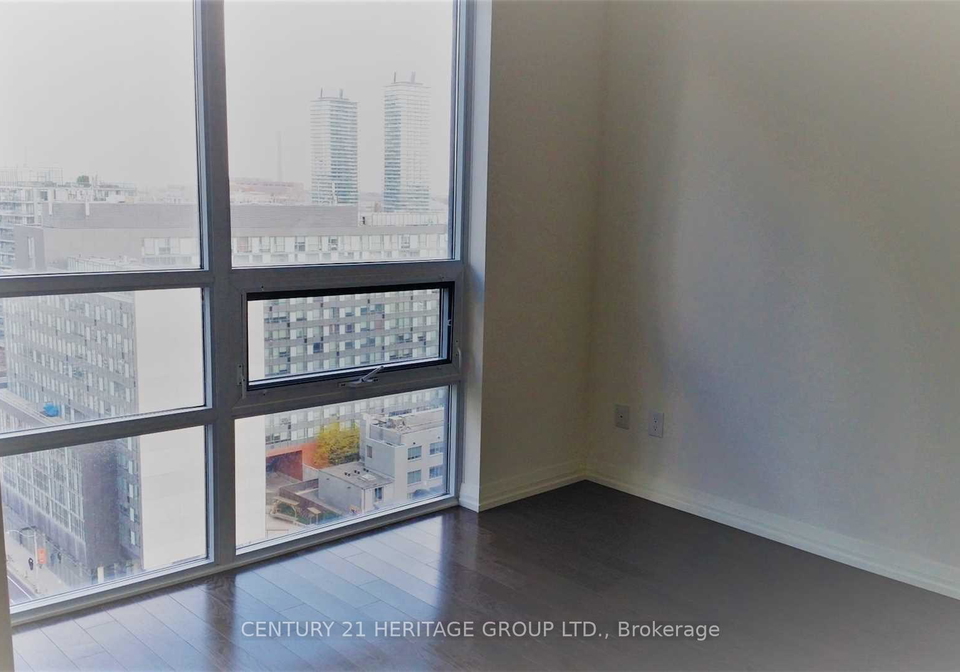 460-adelaide-street-e-toronto-toronto-ontario-c13646166