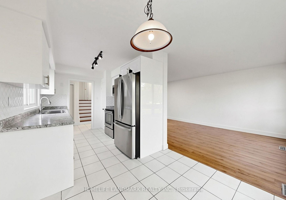 26-fenside-drive-toronto-north-york-ontario-c13646758