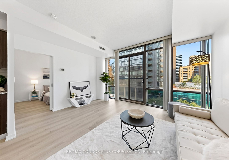 832-bay-street-toronto-toronto-ontario-c13646850