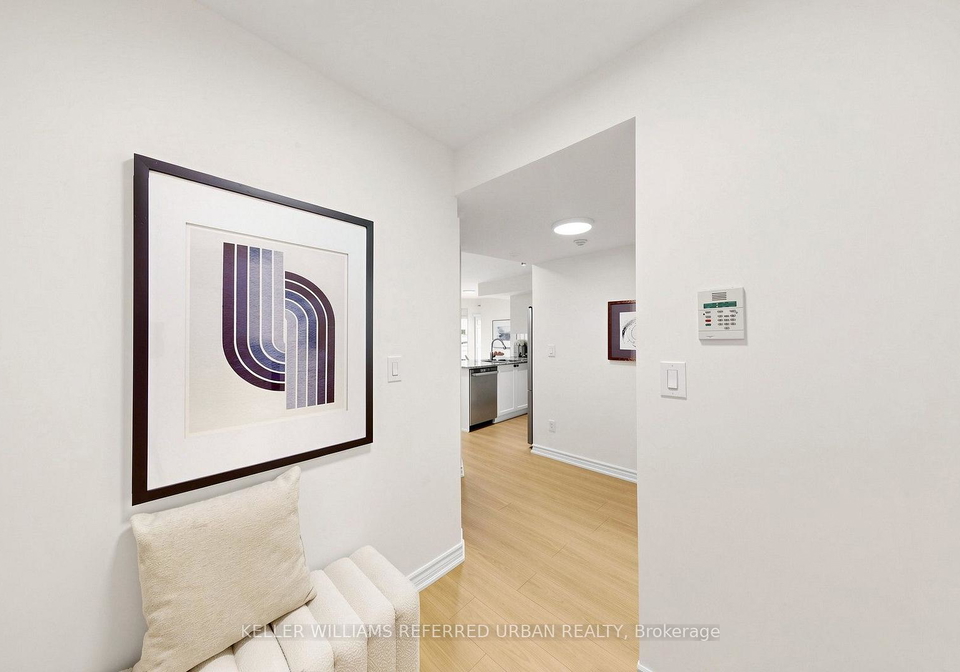 761-bay-street-toronto-toronto-ontario-c13646960