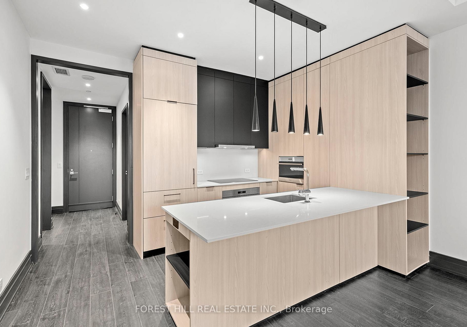 2-avenue-road-toronto-toronto-ontario-c13646978