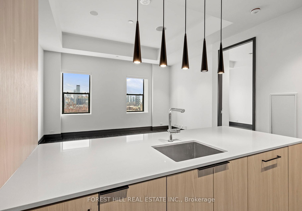 2-avenue-road-toronto-toronto-ontario-c13646978