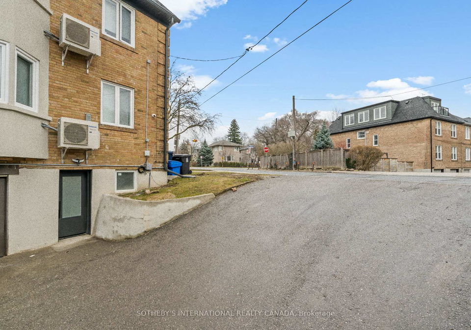 1340-avenue-road-toronto-toronto-ontario-c13647300