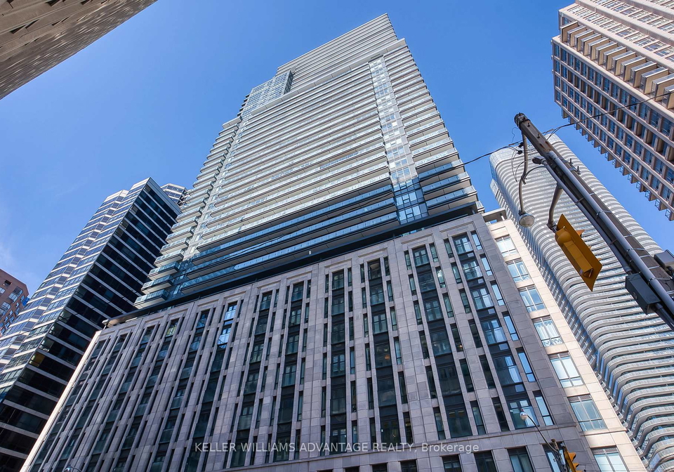 955-bay-street-toronto-toronto-ontario-c13647346
