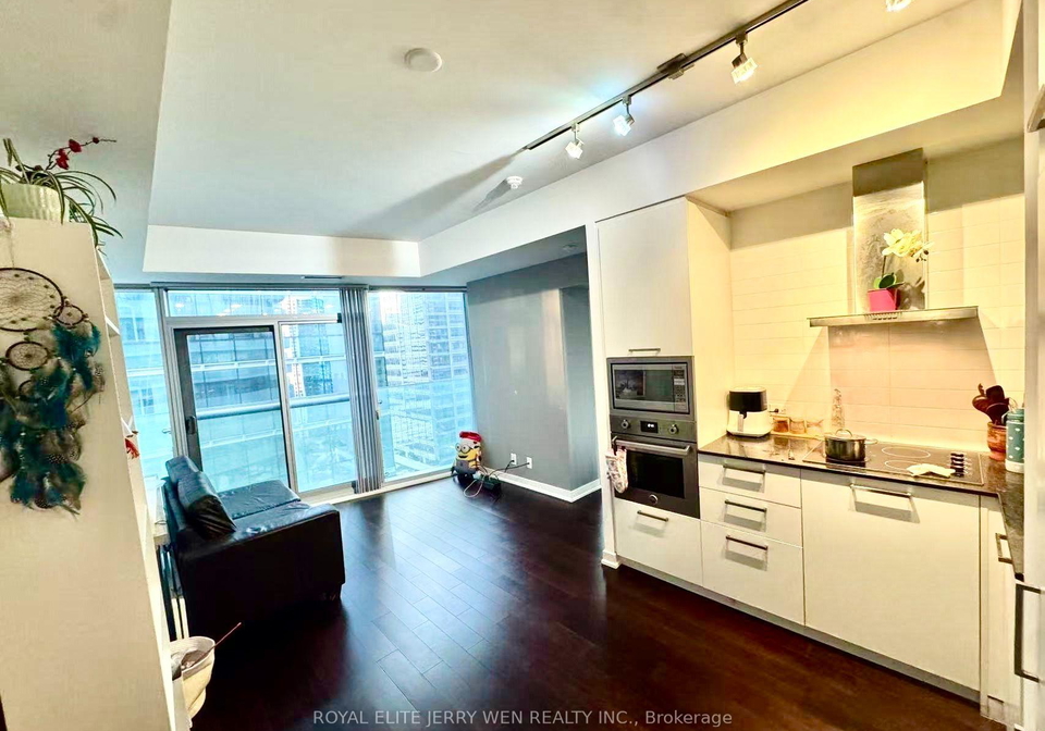 14-york-street-toronto-toronto-ontario-c13647404