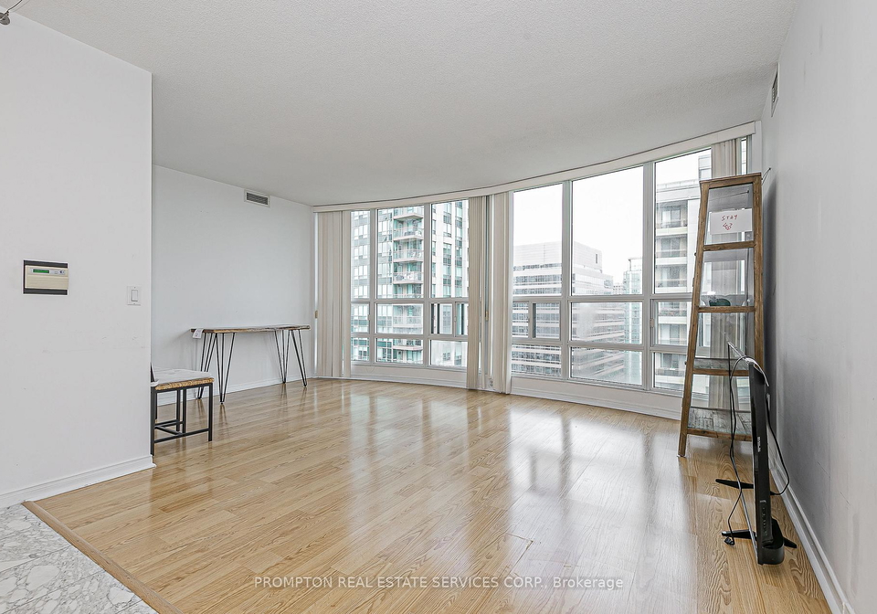 238-doris-avenue-toronto-north-york-ontario-c13647526
