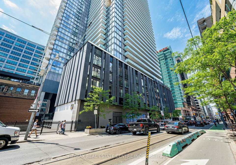 25-richmond-street-e-toronto-toronto-ontario-c13647868