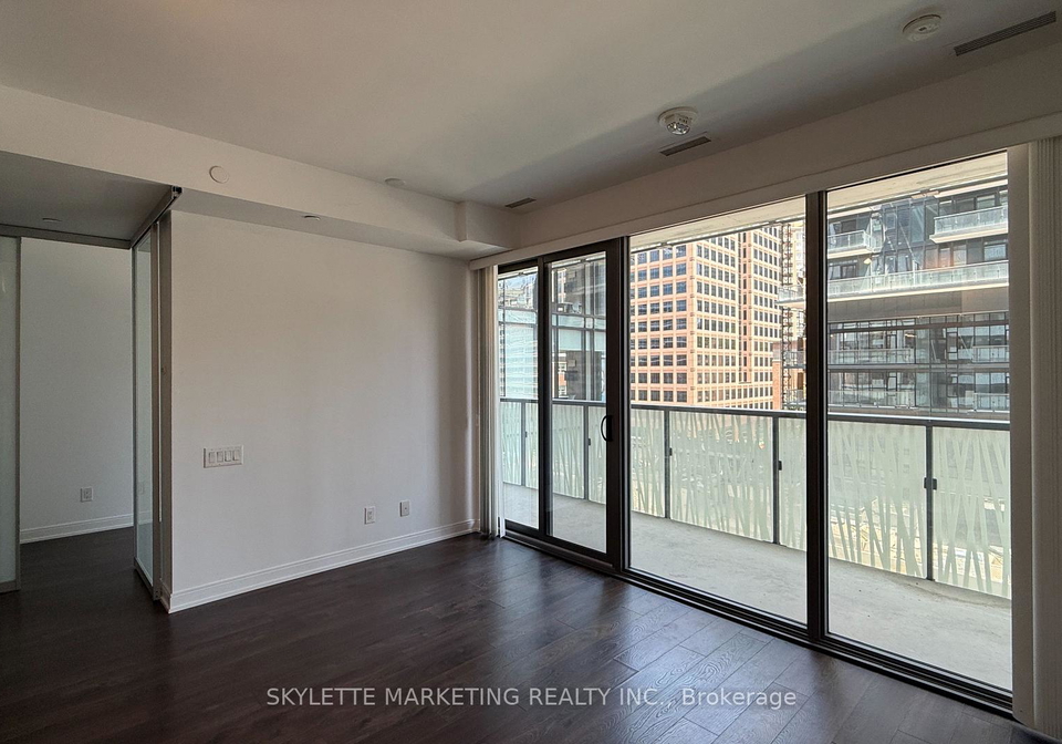 50-charles-street-e-toronto-toronto-ontario-c13647976