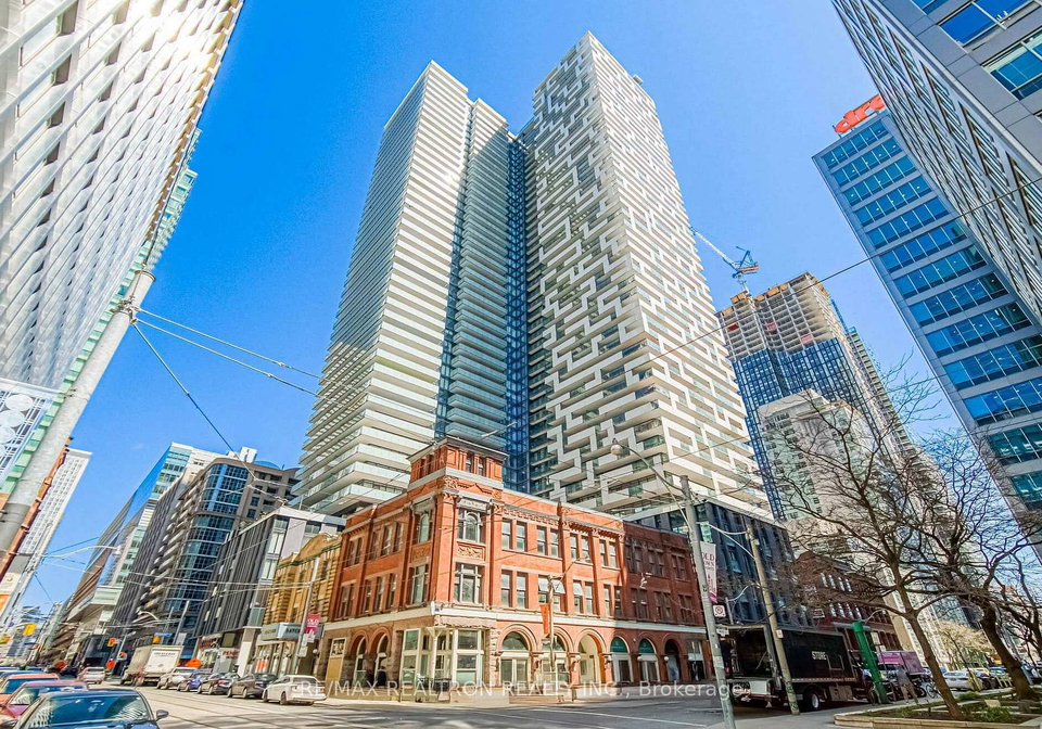 25-richmond-street-e-toronto-toronto-ontario-c13647996
