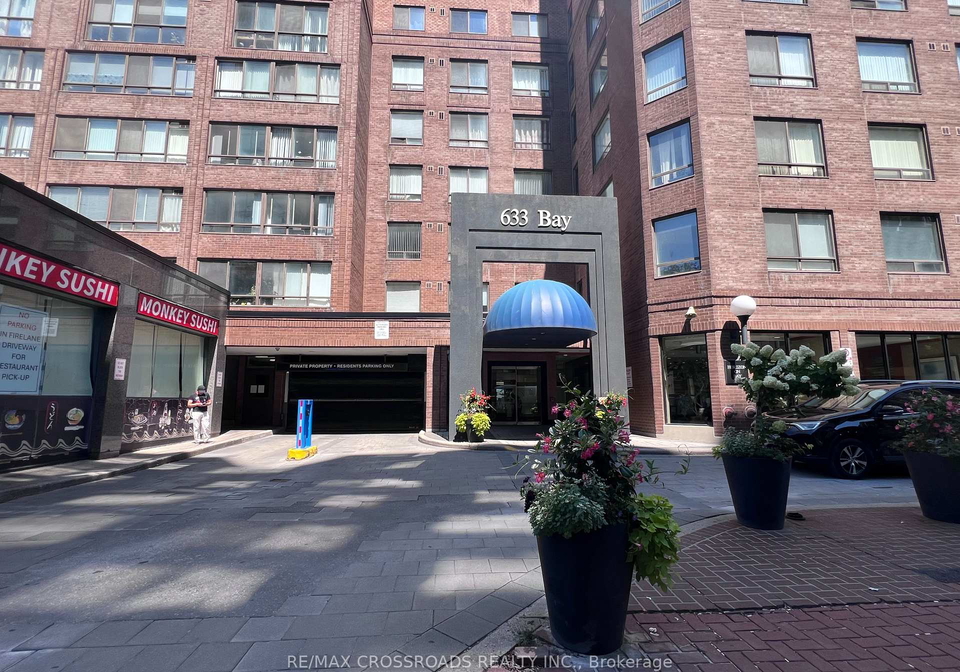 633-bay-street-toronto-toronto-ontario-c13648132